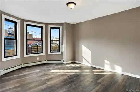 23 Park Hill Avenue Yonkers NY 10701