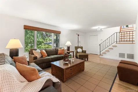 7 Hastings Close Hastings-on-hudson NY 10706