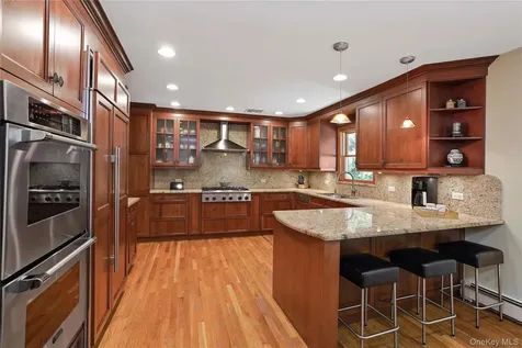 2 Rochambeau Drive Hartsdale NY 10530