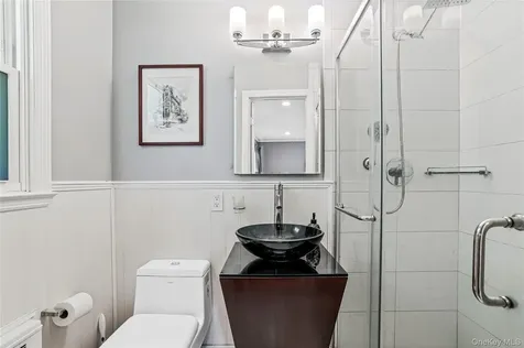 2 Rochambeau Drive Hartsdale NY 10530