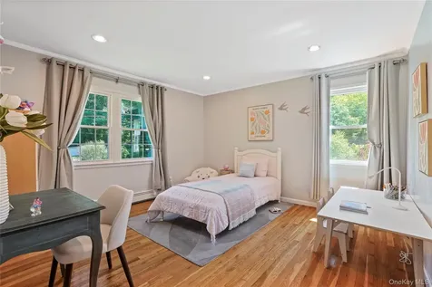 2 Rochambeau Drive Hartsdale NY 10530