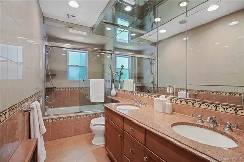 2 Rochambeau Drive Hartsdale NY 10530