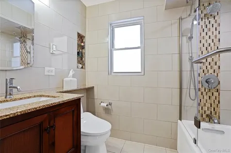 2 Rochambeau Drive Hartsdale NY 10530