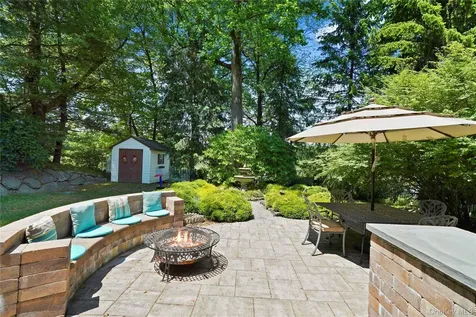 2 Rochambeau Drive Hartsdale NY 10530