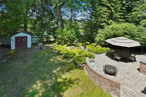 2 Rochambeau Drive Hartsdale NY 10530