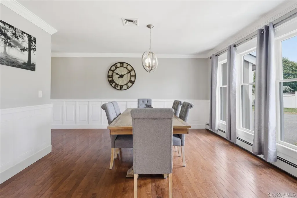 117 Southfield Road Baiting Hollow NY 11933