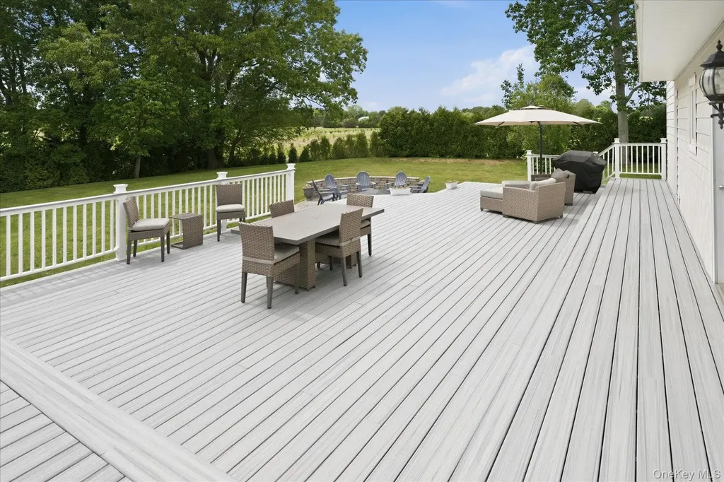 117 Southfield Road Baiting Hollow NY 11933