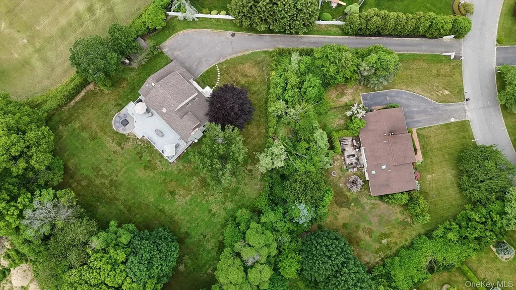 117 Southfield Road Baiting Hollow NY 11933