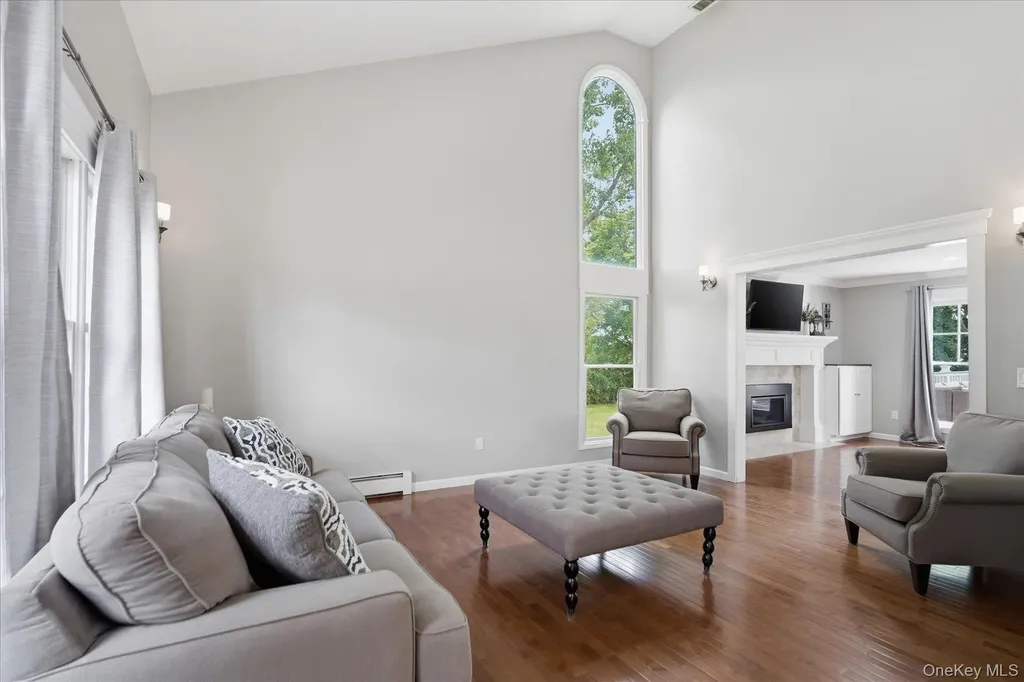 117 Southfield Road Baiting Hollow NY 11933
