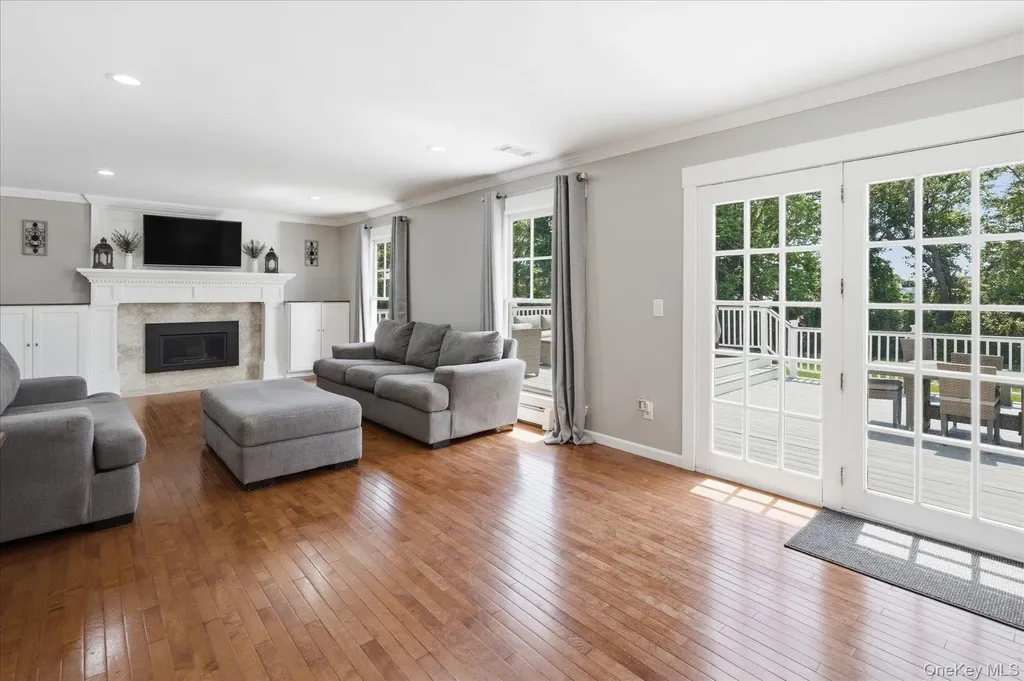 117 Southfield Road Baiting Hollow NY 11933