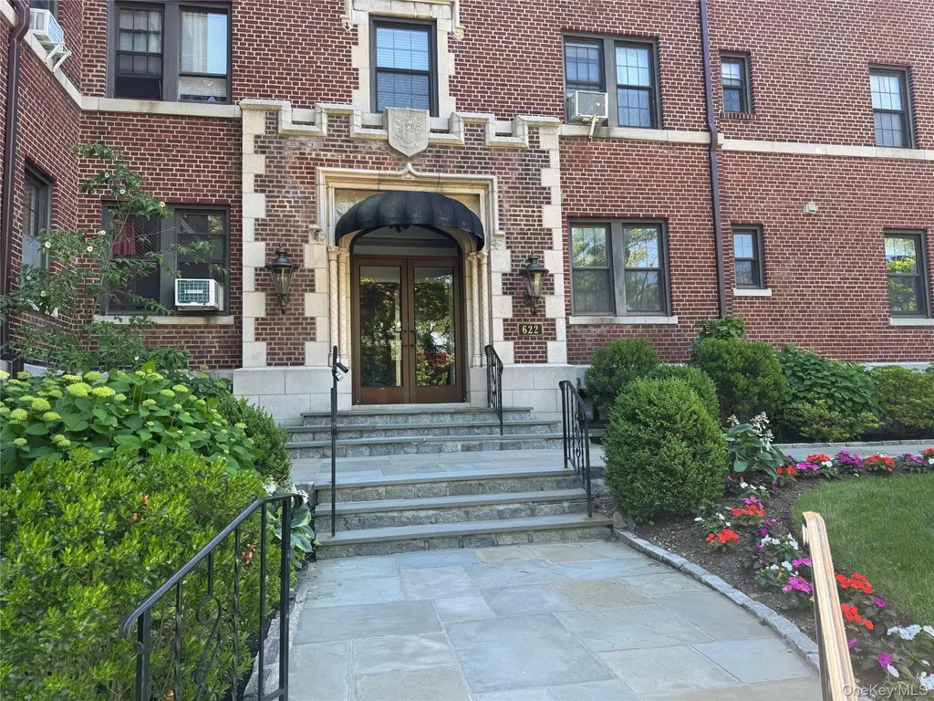 622 Pelhamdale Avenue Pelham NY 10803