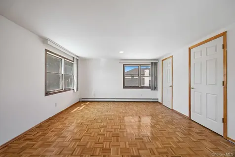103 Nassau Drive Albertson NY 11507