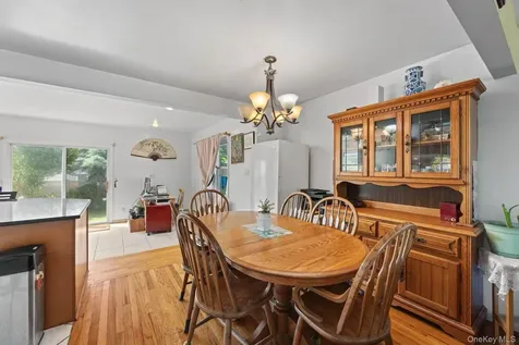 103 Nassau Drive Albertson NY 11507