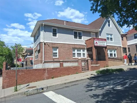 601 E 226th Street Bronx NY 10466