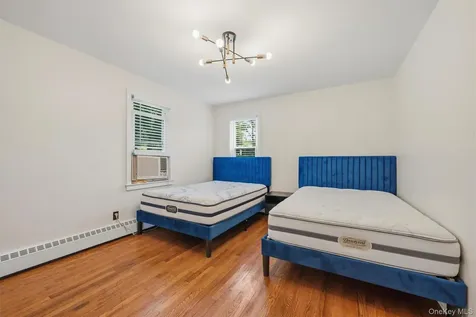 21 Hillside Avenue Woodbourne NY 12788