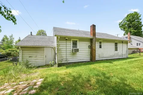 21 Hillside Avenue Woodbourne NY 12788