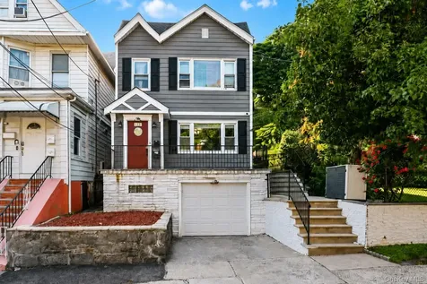 113 Hart Avenue Yonkers NY 10704