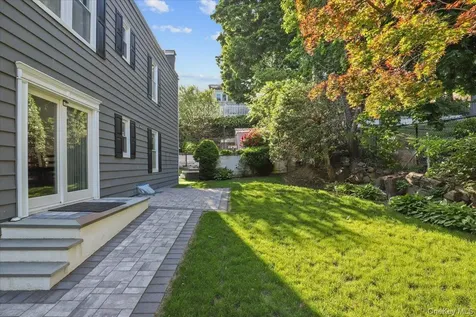 113 Hart Avenue Yonkers NY 10704