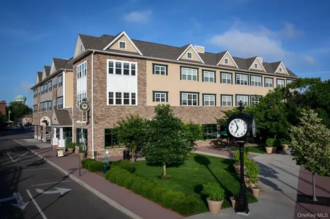 148 South Front Street Farmingdale NY 11735