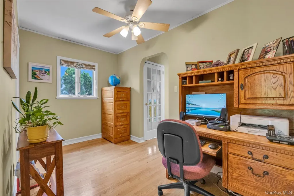 284 Whitehall Road Garden City NY 11530