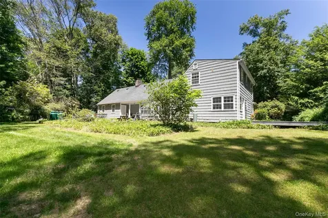 14 Appleby Drive Bedford NY 10506