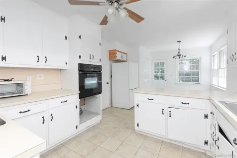 14 Appleby Drive Bedford NY 10506