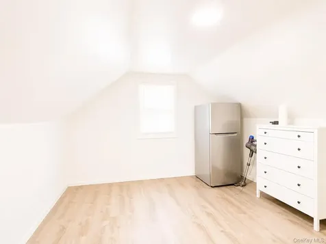 43 Mcalester Avenue Hicksville NY 11801