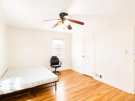 43 Mcalester Avenue Hicksville NY 11801