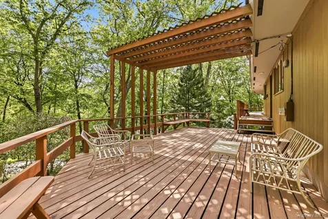 12 Tallwoods Road Armonk NY 10504