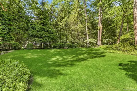 12 Tallwoods Road Armonk NY 10504