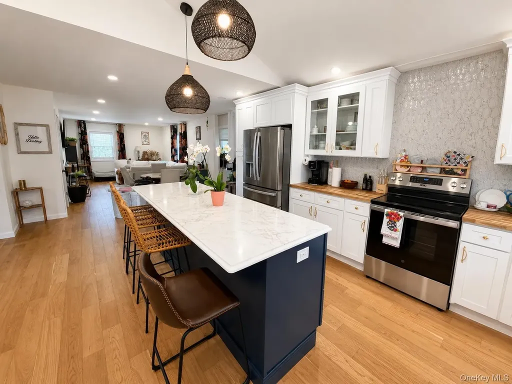 Massapequa NY 11758
