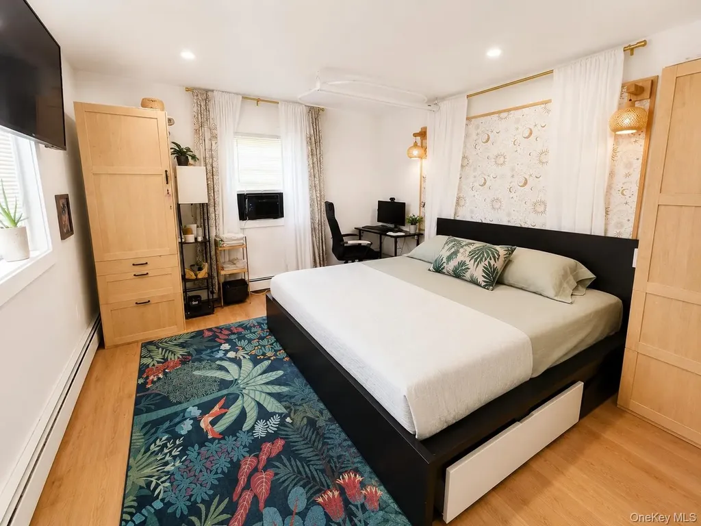 Massapequa NY 11758