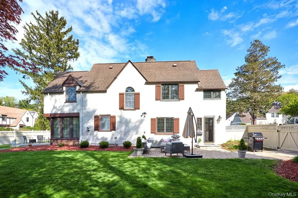 4 Glenwolde Park Tarrytown NY 10591