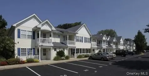 81 Secatogue Avenue Farmingdale NY 11735
