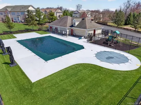 9 Cornwall Lane Middletown NY 10940