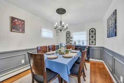 4 Pine Street Holtsville NY 11742