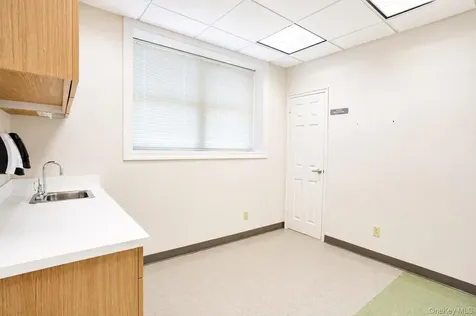 325 W Park Avenue Long Beach NY 11561