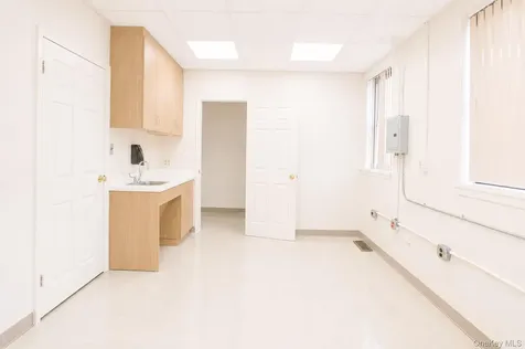 325 W Park Avenue Long Beach NY 11561