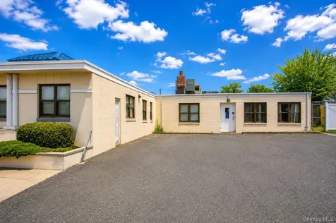 325 W Park Avenue Long Beach NY 11561