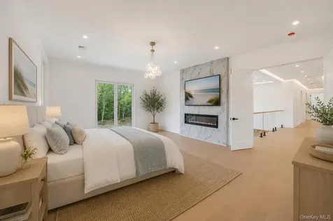 15 Folger Lane Dix Hills NY 11746