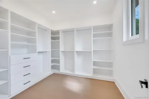15 Folger Lane Dix Hills NY 11746