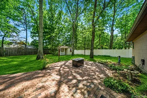 96 Fulton Boulevard Commack NY 11725