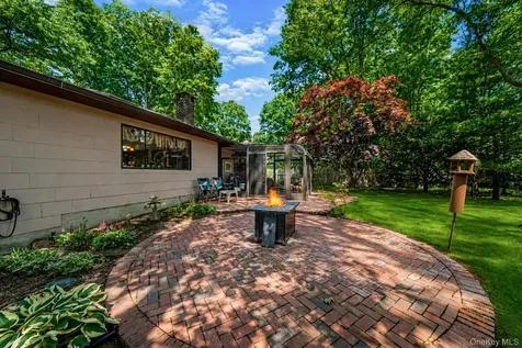 96 Fulton Boulevard Commack NY 11725