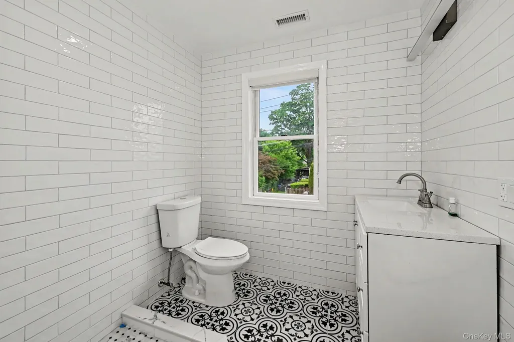 126 Winthrop Avenue Elmsford NY 10523