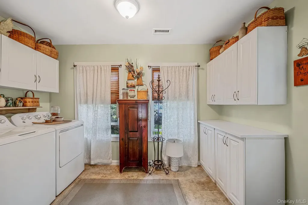58 Royal Avenue Flanders NY 11901