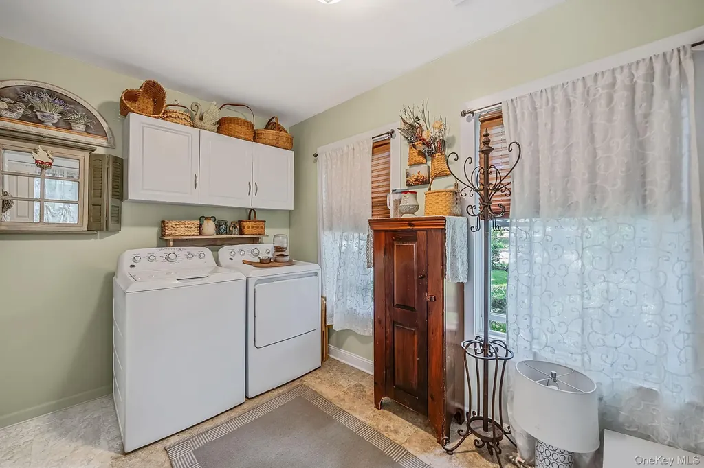 58 Royal Avenue Flanders NY 11901