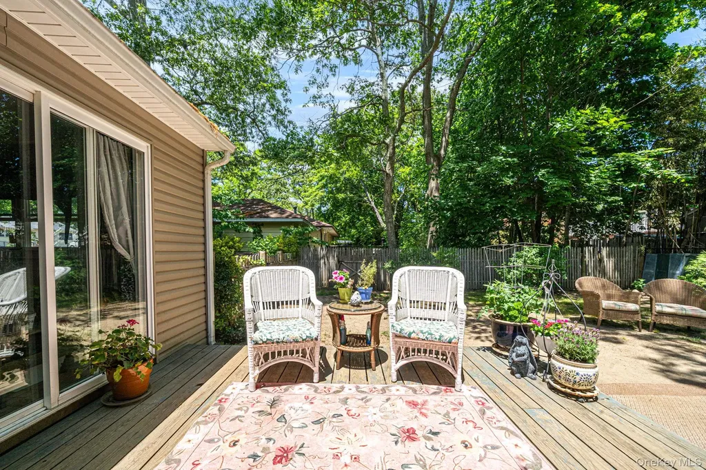 58 Royal Avenue Flanders NY 11901