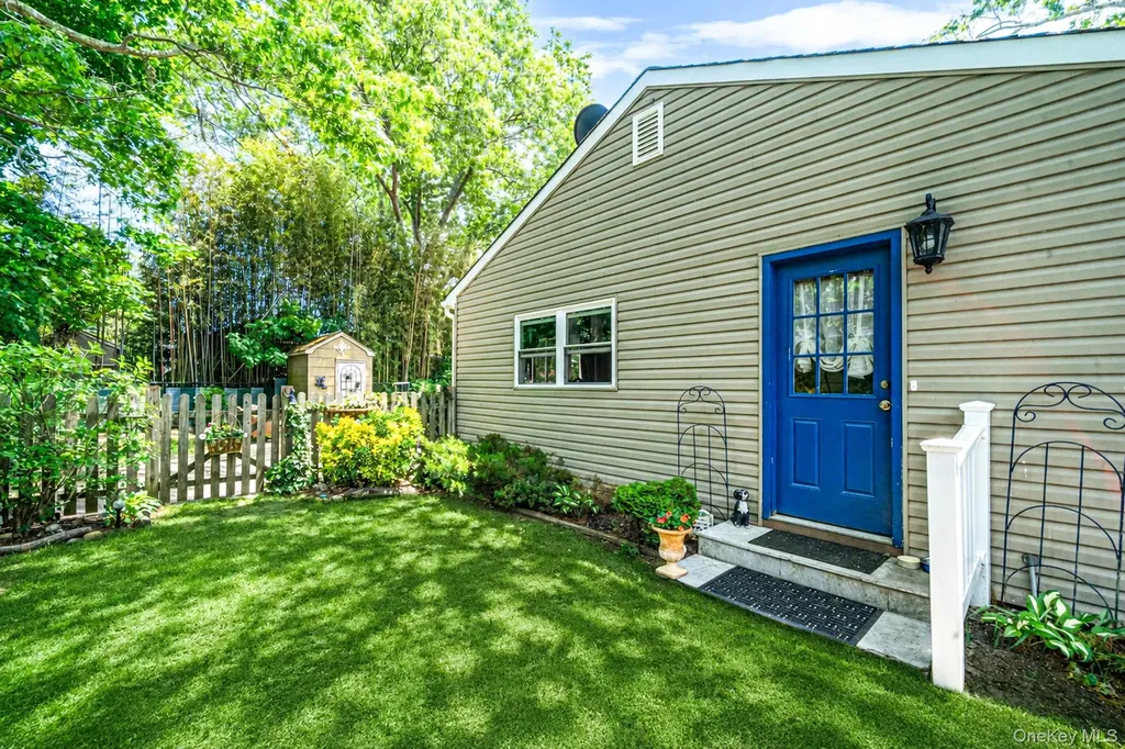58 Royal Avenue Flanders NY 11901