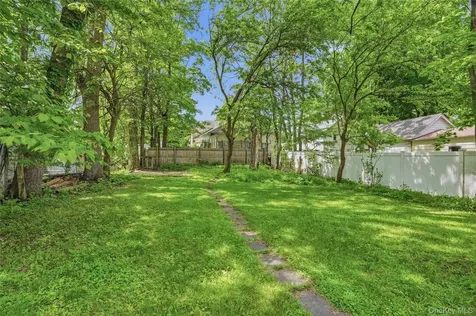 21 Church Street Ellenville NY 12428