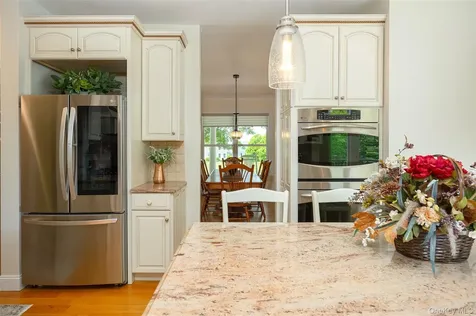 12 Nichris Lane Staatsburg NY 12580